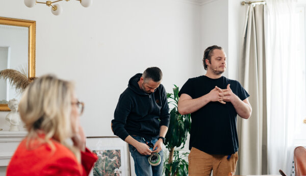 Seriaale PRZED EMISJĄ W TV: Serial daje szersze pole do popisu?
