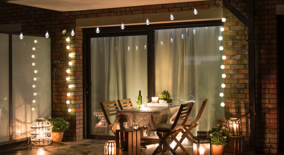 Oświetlenie zewnętrzne domu i ogrodu – najlepsze pomysły