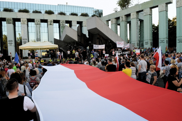 Protest przed Sądem Najwyższym Jacek Turczyk / PAP